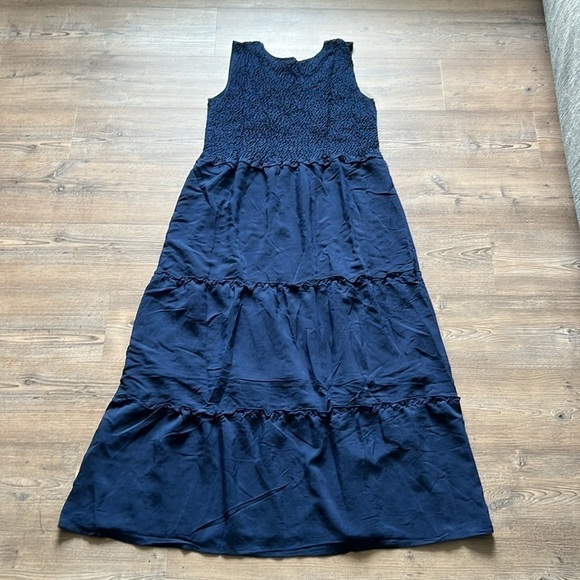 NY COLLECTION Sleeveless Textured Smocked Tiered Maxi Dress Navy size XL NWT - Picture 7 of 8